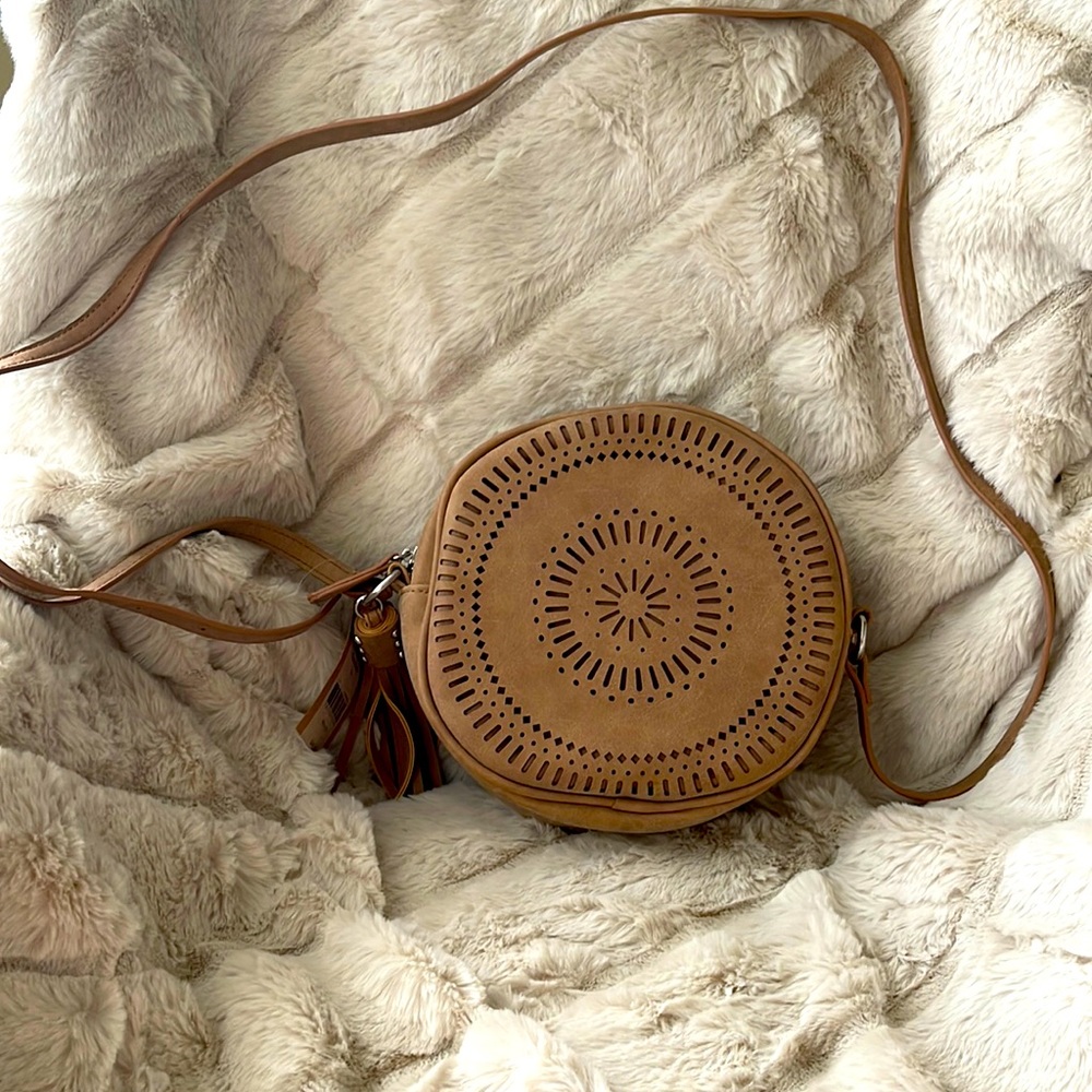 RED CAMEL CROSS BODY BAG